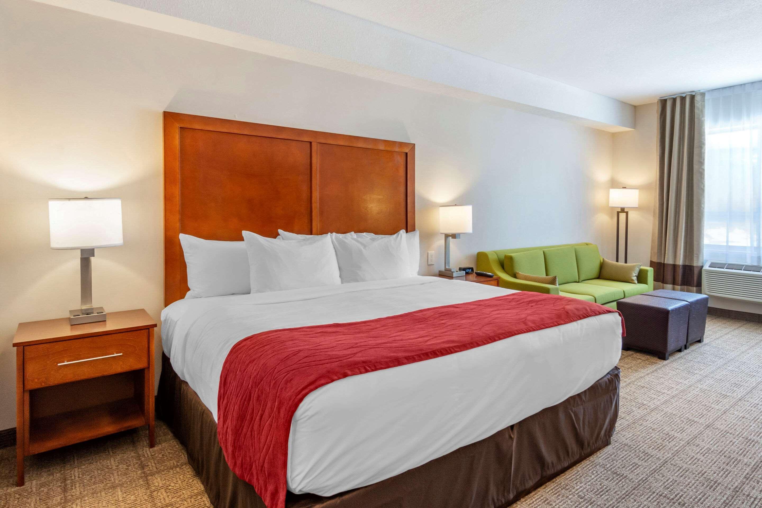 Comfort Inn & Suites Valemount Esterno foto