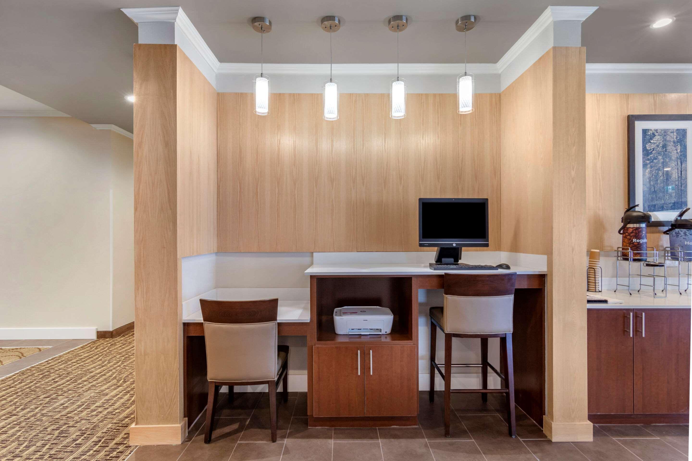 Comfort Inn & Suites Valemount Esterno foto