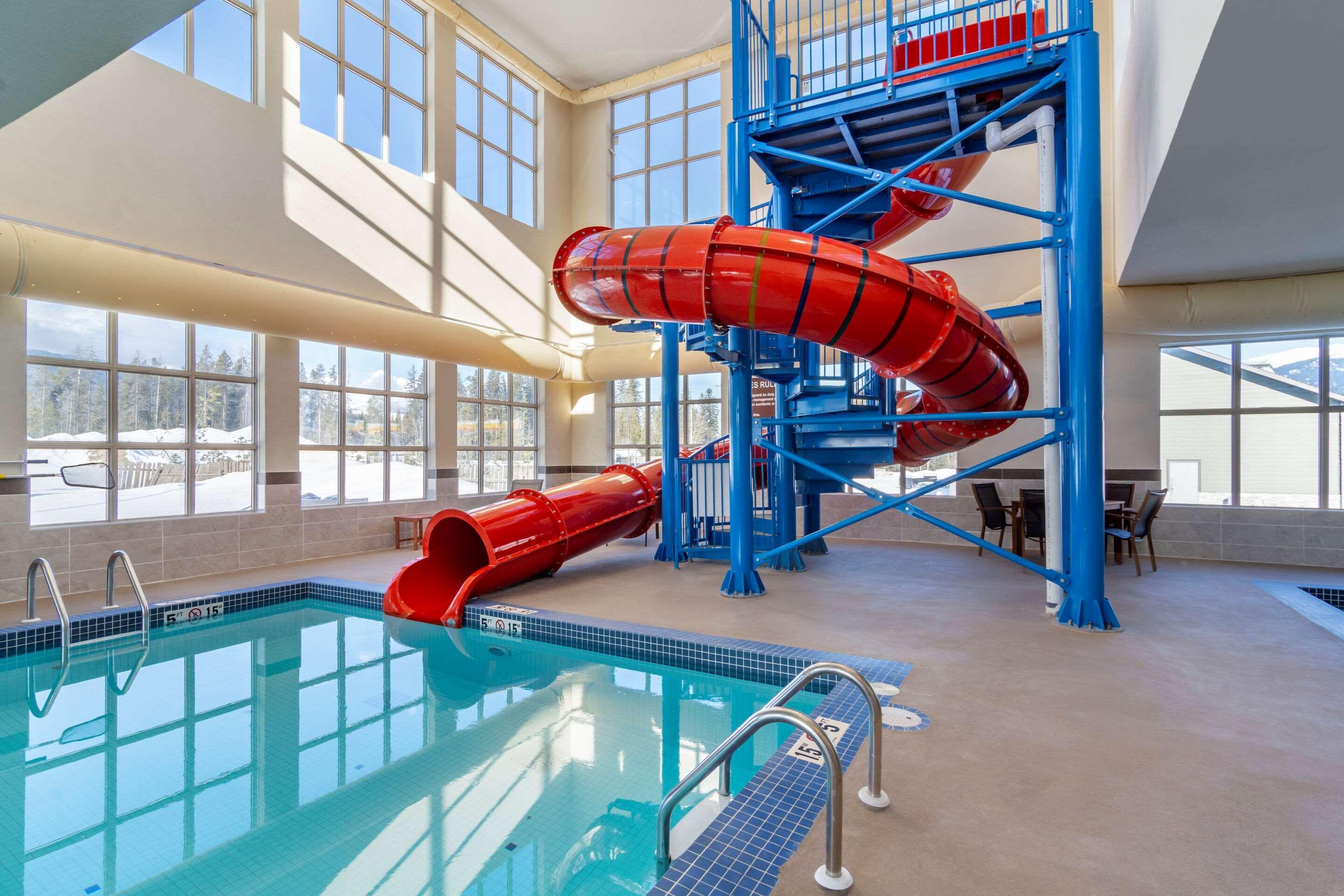 Comfort Inn & Suites Valemount Esterno foto
